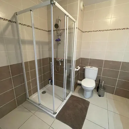 아파트 Cosy Avec Garage Et Terrasse Pres De La