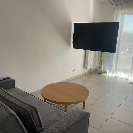 Apartment Cosy Avec Garage Et Terrasse Pres De La *