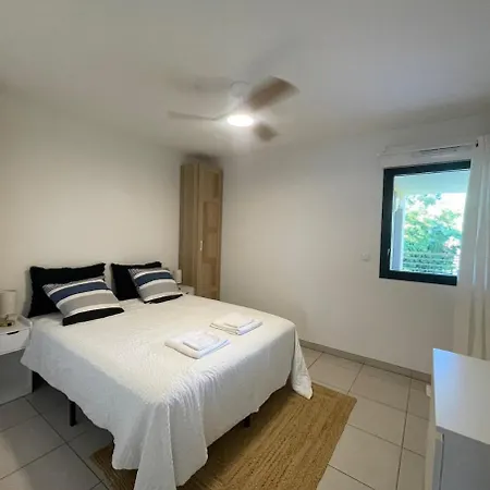 Cosy Avec Garage Et Terrasse Près De La Appartement